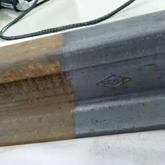 Inštalácia t-kusu priamo na otvory v nerezovom potrubí